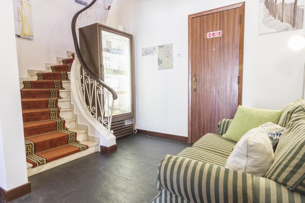 Holiday Lagos Hotel Екстериор снимка